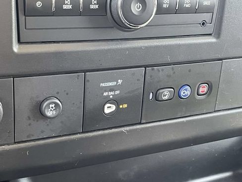 Used 2025 Chevrolet Express 2500 w/ Driver Convenience Package RWD image 26