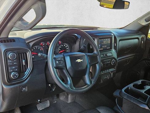 Certified 2024 Chevrolet Silverado 1500 Custom image 9