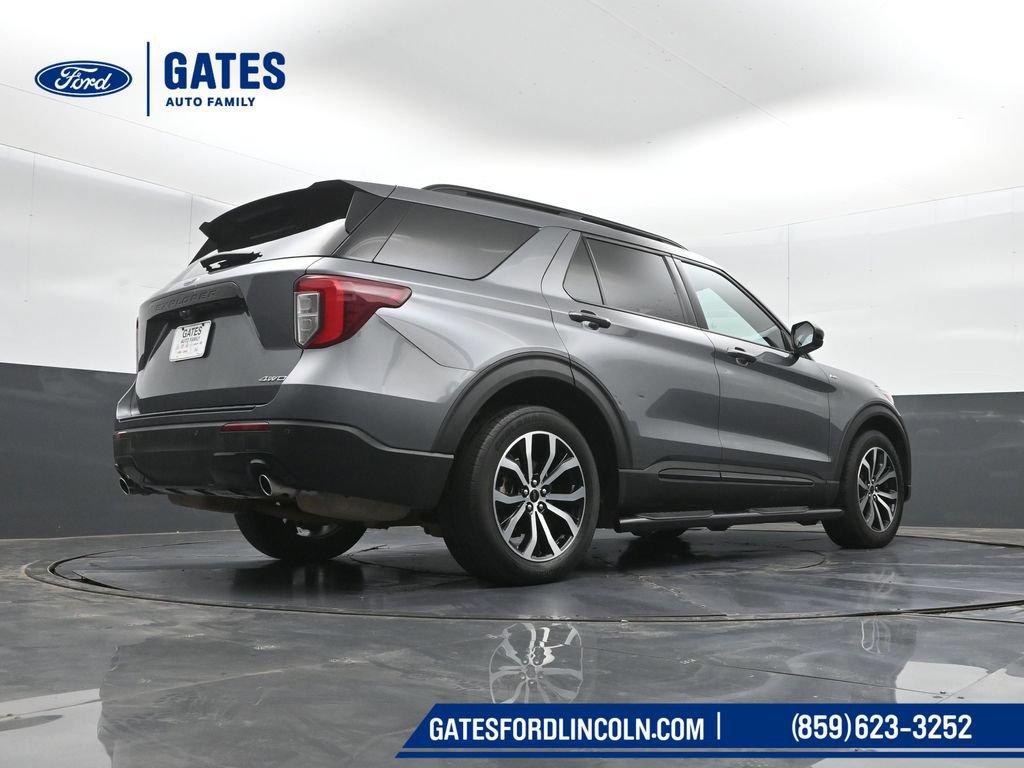 Used 2022 Ford Explorer ST-Line AWD/4WD image 38