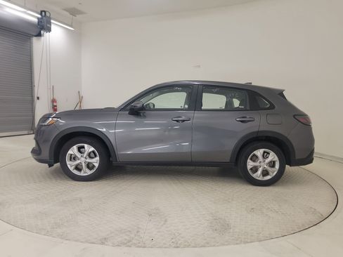 Used 2025 Honda HR-V LX image 2