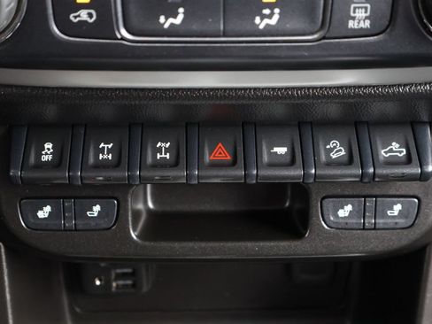 Certified 2021 Chevrolet Colorado ZR2 AWD/4WD image 19