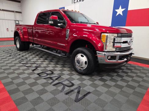 Used 2017 Ford F350 Lariat w/ Lariat Ultimate Package AWD/4WD image 14