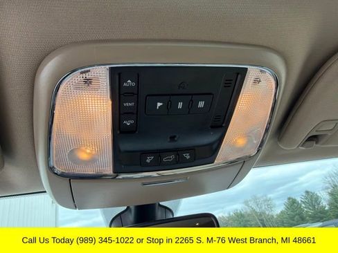 Used 2020 Jeep Grand Cherokee Limited AWD/4WD image 23