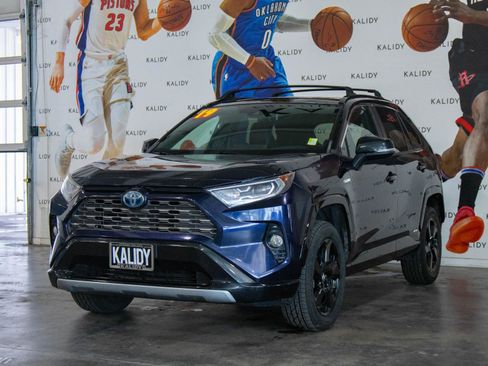 Used 2019 Toyota RAV4 XSE w/ Carpet Mat Package AWD/4WD image 21