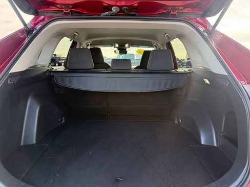 Used 2024 Toyota RAV4 LE FWD image 18