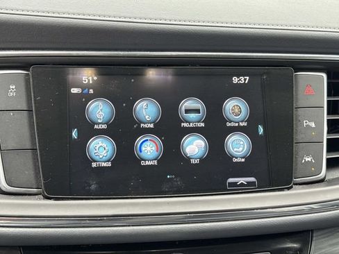 Used 2018 Buick Enclave Premium image 31