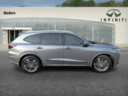 Used 2025 Acura MDX SH-AWD w/ Advance Package image 3
