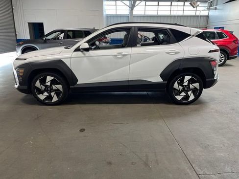 Used 2024 Hyundai Kona Limited FWD image 6