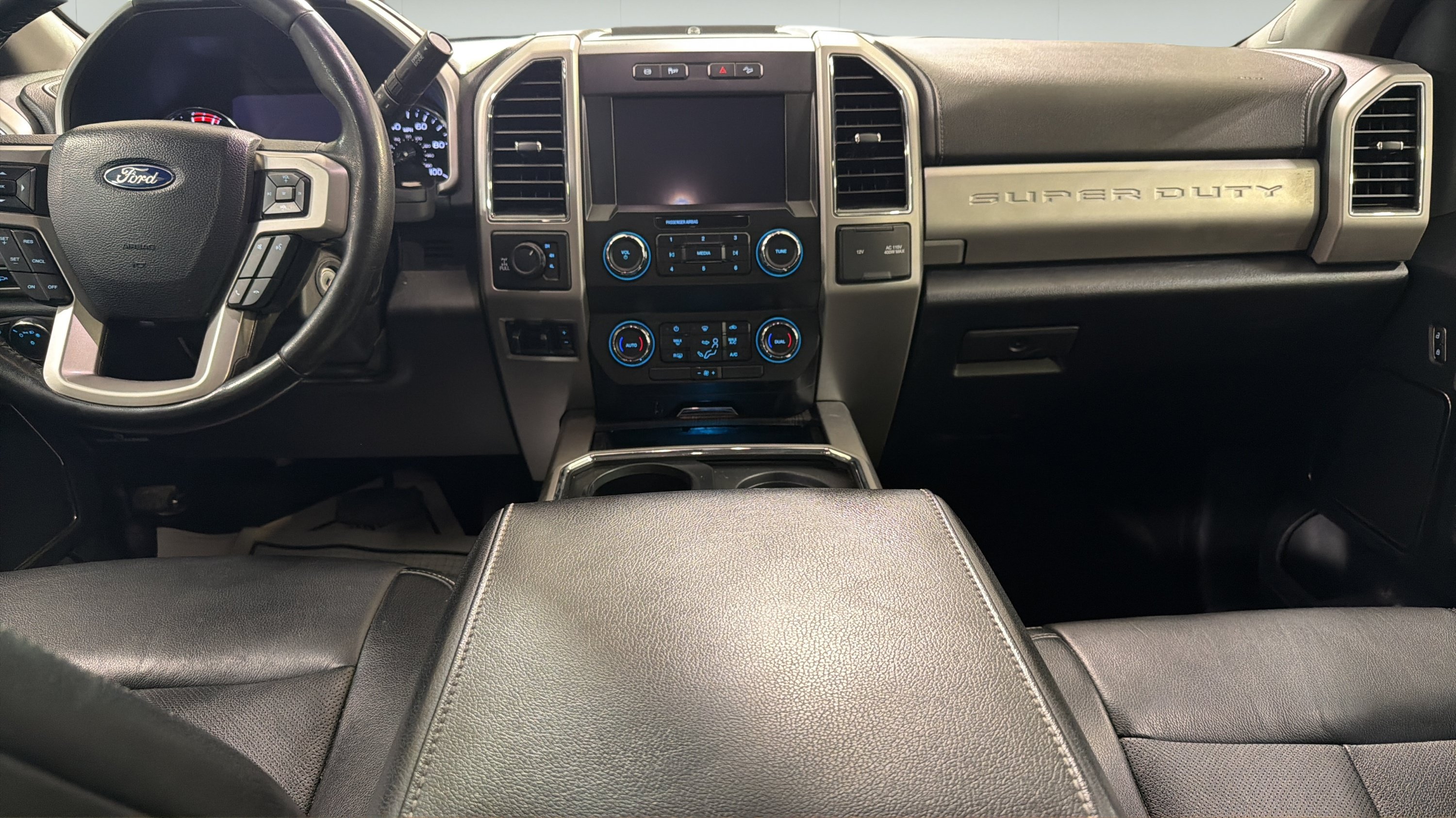 Used 2021 Ford F250 Lariat w/ FX4 Off-Road Package AWD/4WD image 22