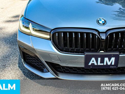 Used 2023 BMW 530i w/ M Sport Package RWD image 11
