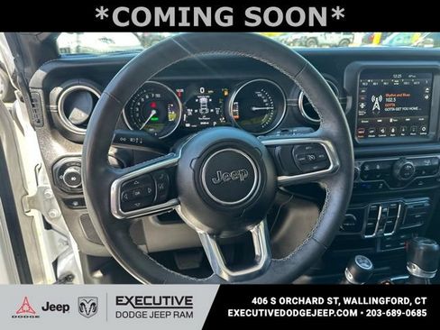 Used 2023 Jeep Wrangler Unlimited Sahara w/ Cold Weather Group AWD/4WD image 11