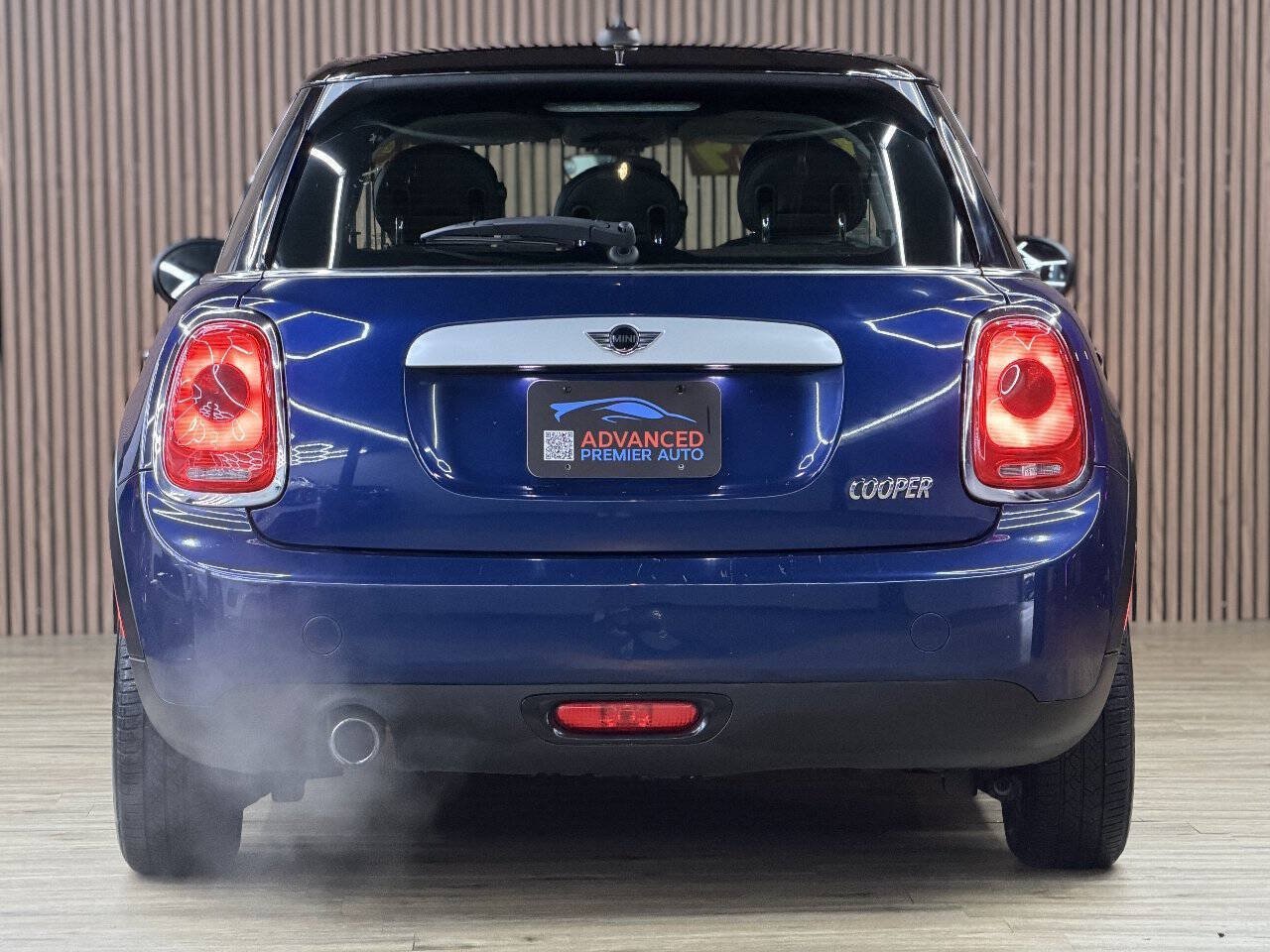 Used 2015 MINI Cooper 4-Door Hardtop FWD image 13