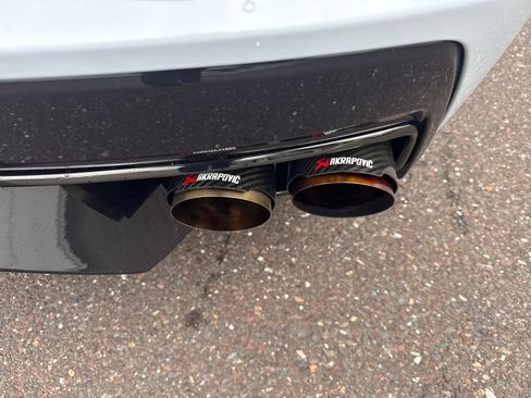 Used 2024 Chevrolet Corvette Stingray Preferred Cpe w/ Z51 Performance Package RWD image 5