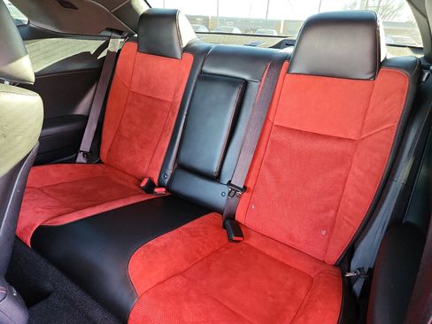 Used 2022 Dodge Challenger R/T Scat Pack image 11