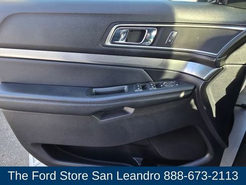 Certified 2019 Ford Explorer XLT image 26