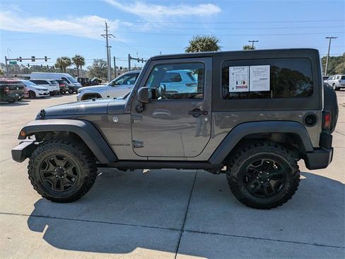 Used 2017 Jeep Wrangler Sport image 7