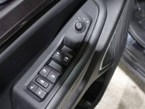 Used 2022 Jeep Grand Cherokee L Laredo w/ Luxury Tech Group I image 13