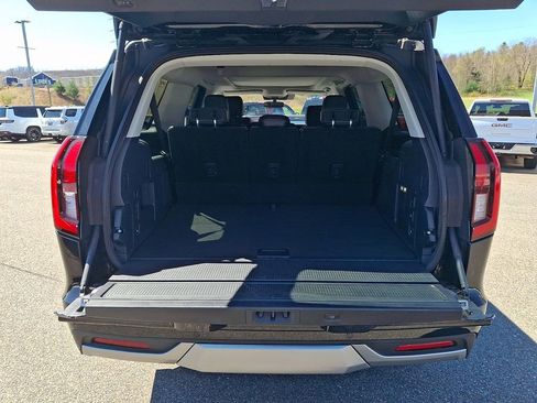 Used 2025 Ford Expedition Max Platinum AWD/4WD image 29