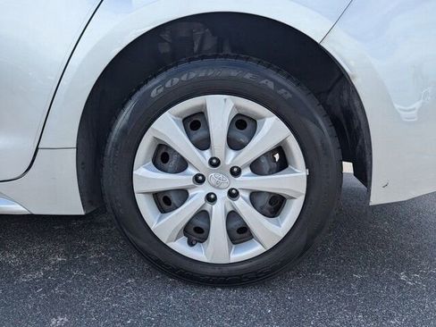 Used 2024 Toyota Corolla LE image 24
