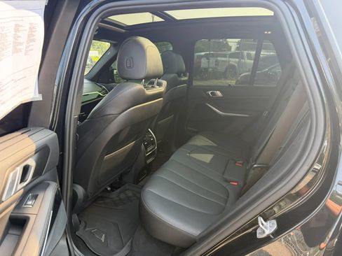 Used 2021 BMW X5 M50i AWD/4WD image 29