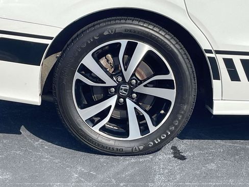 Used 2020 Honda Odyssey Elite image 9