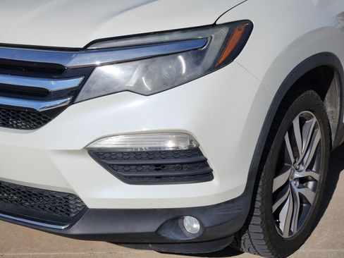 Used 2017 Honda Pilot Elite image 10