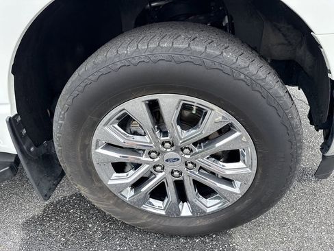 Used 2024 Ford F150 Lariat w/ Equipment Group 502A High AWD/4WD image 12