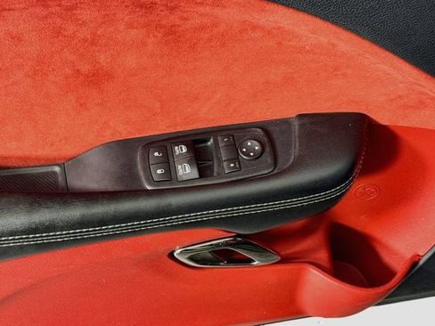 Used 2015 Dodge Challenger SRT Hellcat RWD image 18