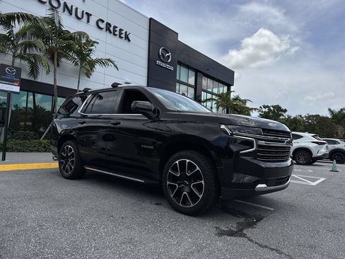 Used 2022 Chevrolet Tahoe LT w/ LT Signature Package RWD image 22
