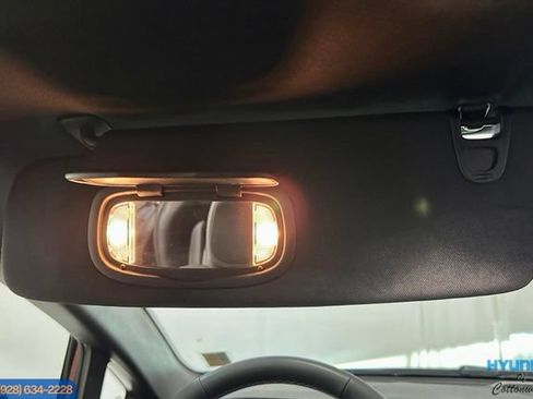 Used 2023 Chrysler Pacifica Limited w/ Uconnect Theater Family Group FWD image 57