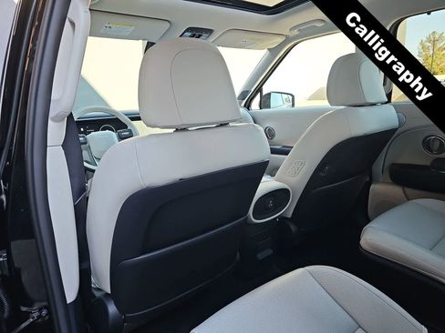 Used 2026 Hyundai Palisade Calligraphy AWD/4WD image 16