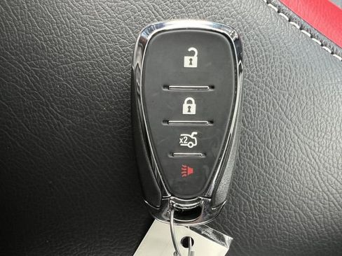 Used 2021 Chevrolet Camaro SS RWD image 22