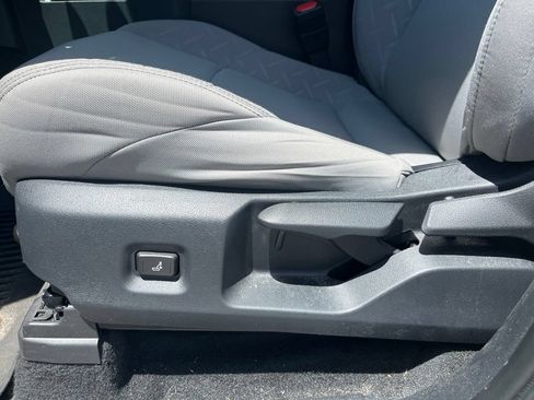 Used 2025 Toyota Tacoma SR5 RWD image 10