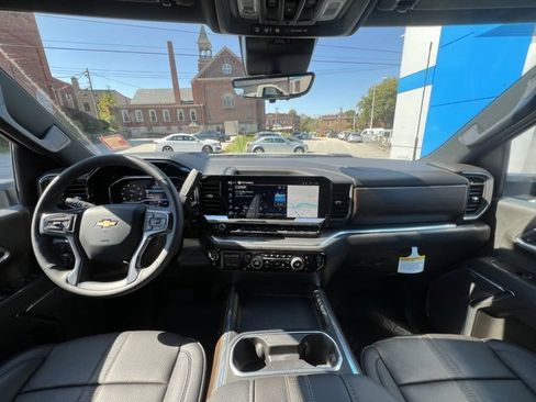 New 2025 Chevrolet Silverado 2500 High Country w/ High Country Premium Package image 28