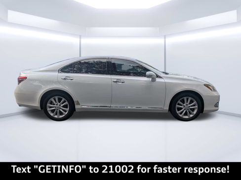 Used 2011 Lexus ES 350 FWD image 2
