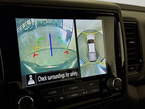 Used 2022 Nissan Frontier PRO-4X w/ Pro-4X Premium Package image 17