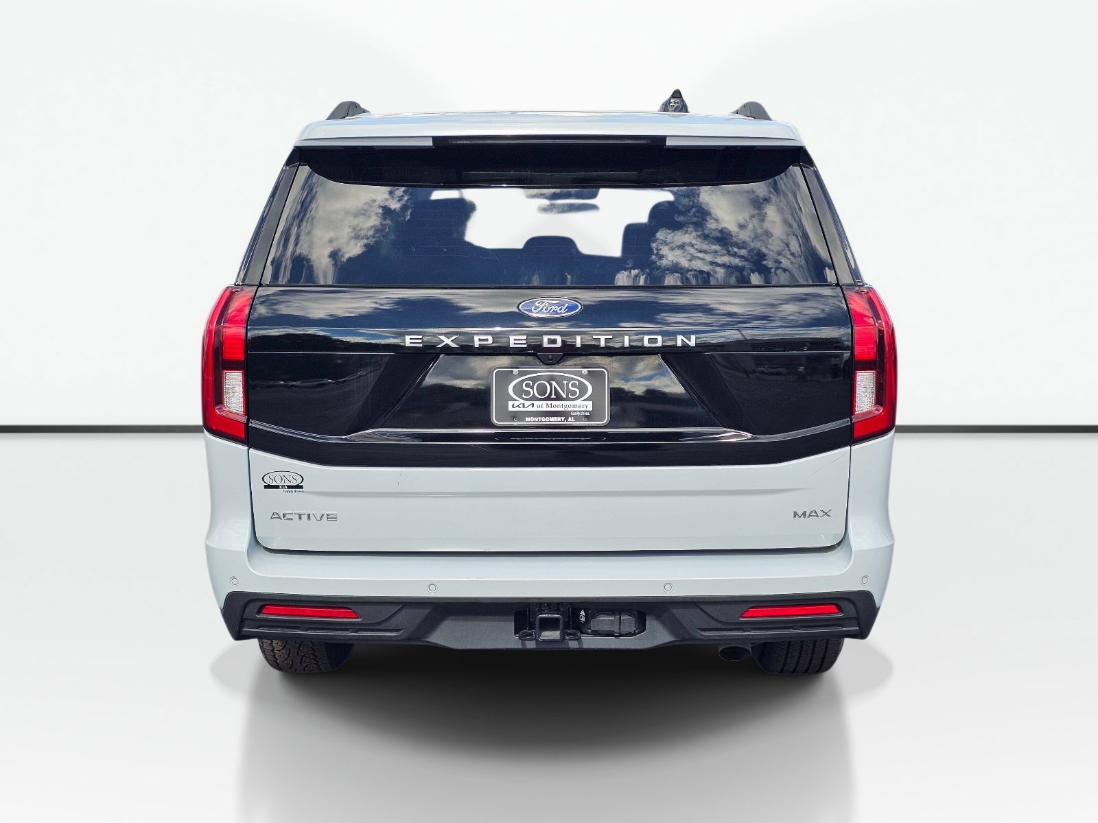 Used 2025 Ford Expedition Max Active AWD/4WD image 11