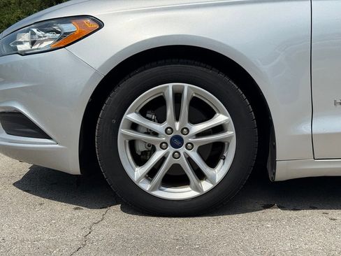 Used 2018 Ford Fusion S FWD image 5