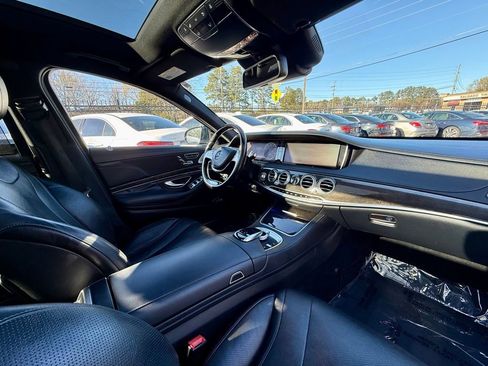 Used 2015 Mercedes-Benz S 550 Sedan image 34