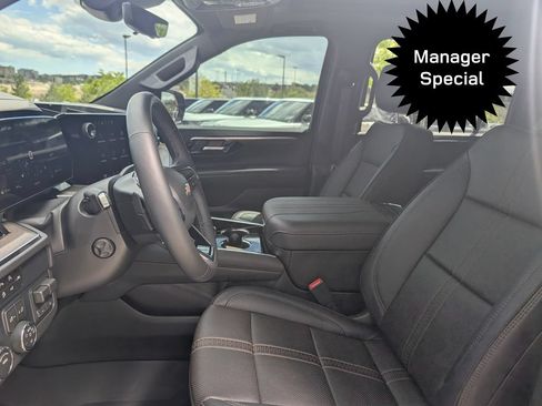 Used 2026 Chevrolet Suburban High Country w/ Sun And Tow Package AWD/4WD image 24