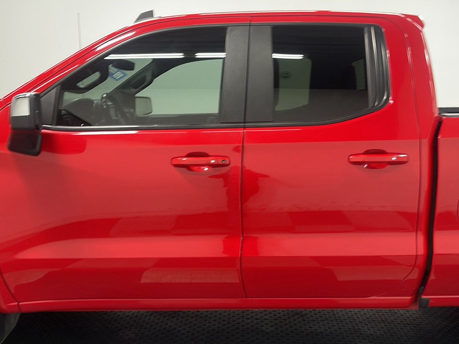 Used 2019 Chevrolet Silverado 1500 LT w/ All-Star Edition AWD/4WD image 13