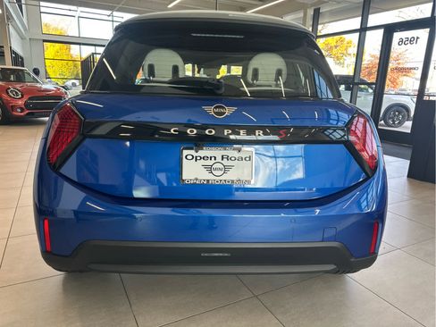 Used 2025 MINI Cooper S image 9