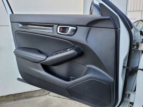 Used 2022 Honda Civic EX-L image 25