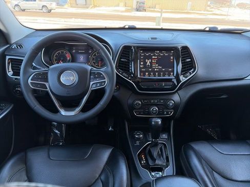 Used 2022 Jeep Cherokee Limited w/ Elite Package AWD/4WD image 32