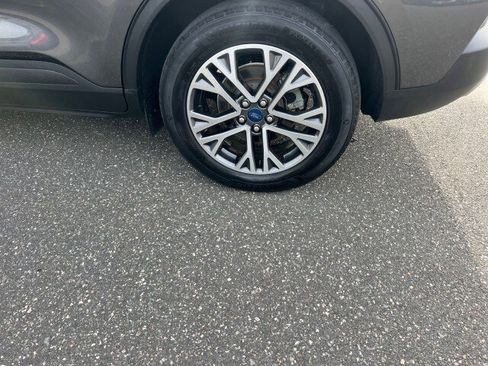 Used 2020 Ford Escape SEL image 26