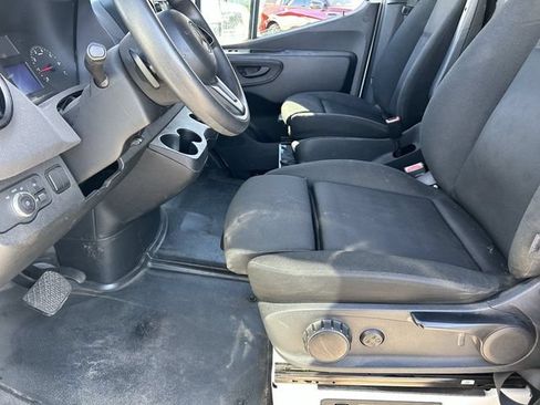 Used 2019 Mercedes-Benz Sprinter 144 image 19