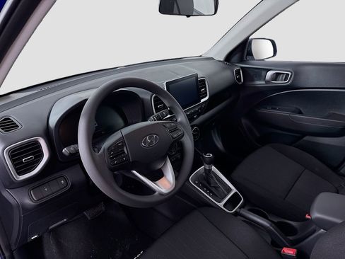 New 2026 Hyundai Venue SE image 9