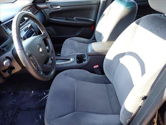 Used 2014 Chevrolet Impala LT w/ LT Sunroof Package FWD image 10
