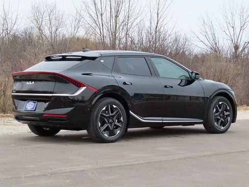 New 2025 Kia EV6 Wind image 3