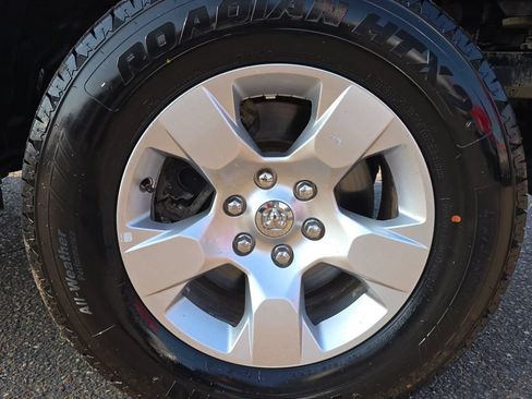 Used 2019 RAM 1500 Big Horn AWD/4WD image 11